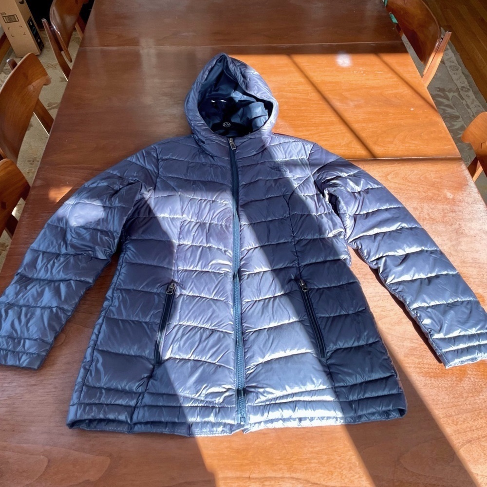 North Face Women’s Puffer Jacket Navy Medium - 550 Fill - Great Condition ❄️❄️❄️